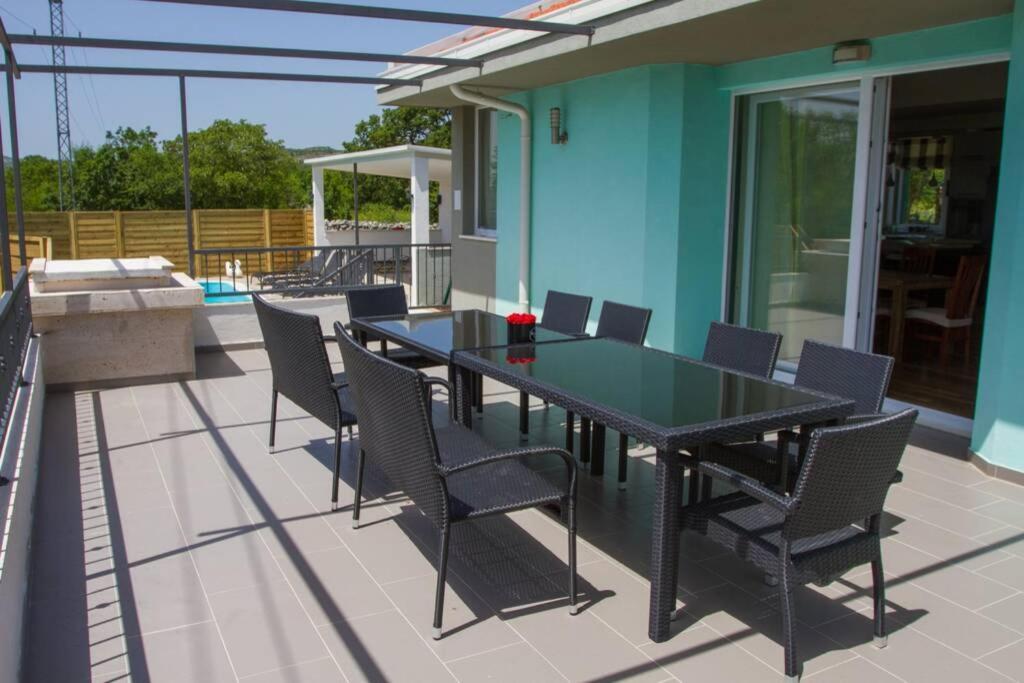 Holiday House Villa Bleu Korusce Exterior photo