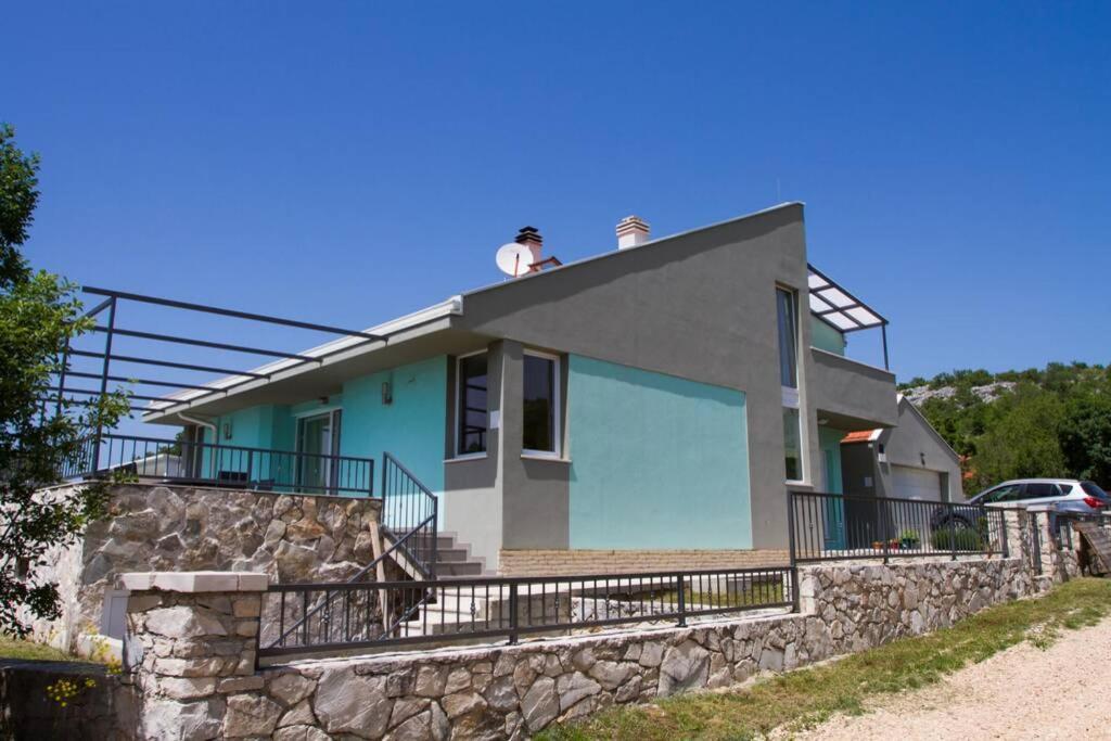 Holiday House Villa Bleu Korusce Exterior photo