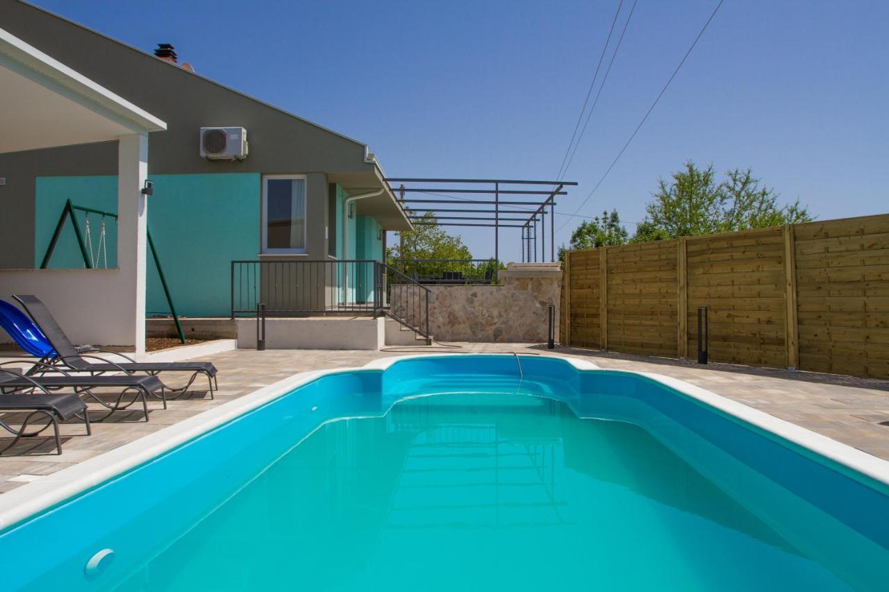 Holiday House Villa Bleu Korusce Exterior photo